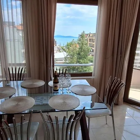 сарафово холидейс דירה בורגאס