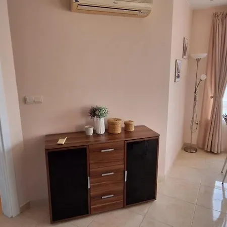 сарафово холидейс Апартамент Бургас